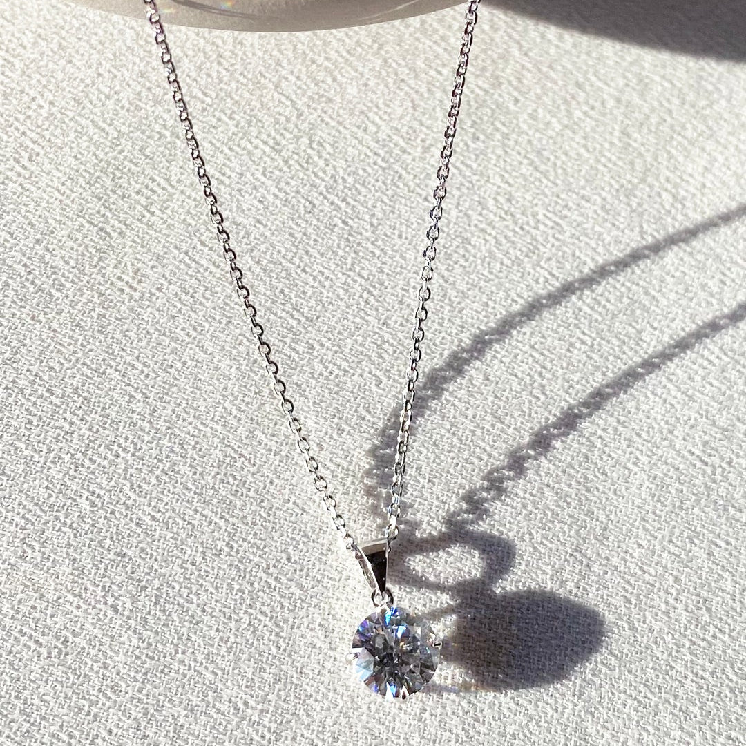 Round Zircon Stone Silver Necklace - ARTSY SILVER