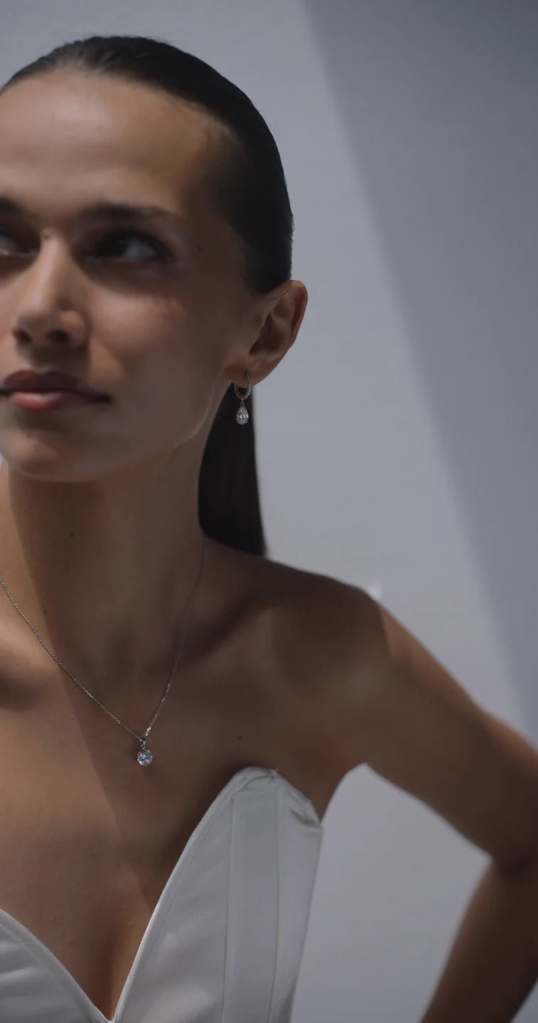 Round Zircon Stone Silver Necklace - ARTSY SILVER