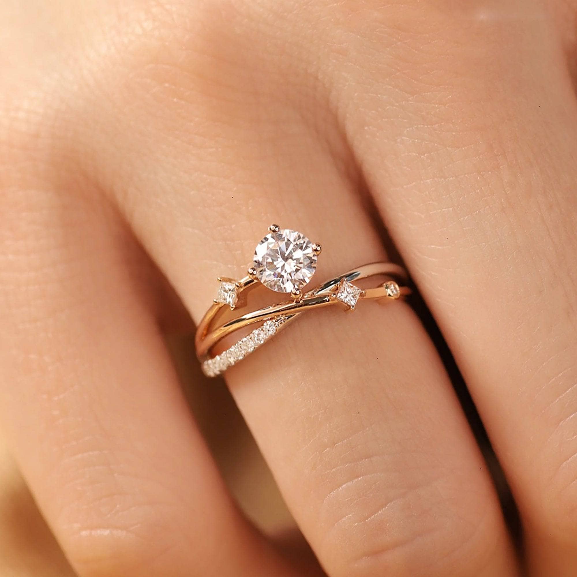 Adorned Hands Zircon Ring - ARTSY SILVER