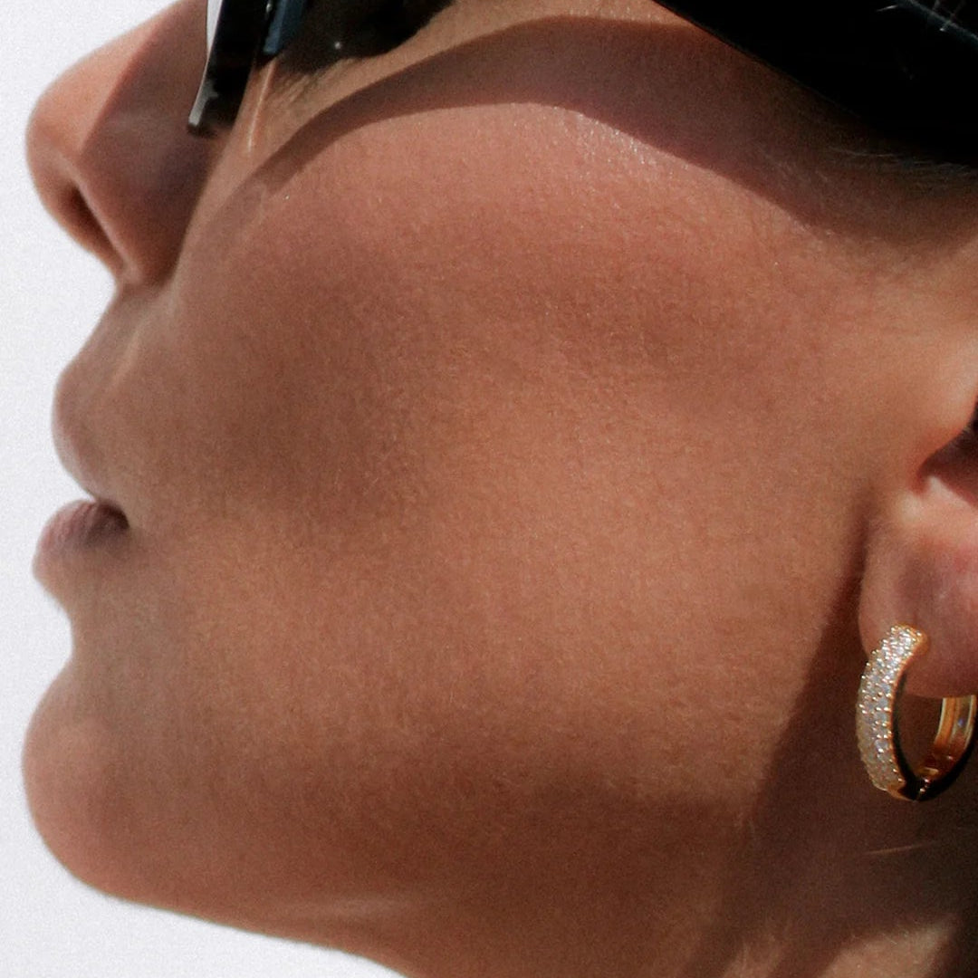 Zircon Cutie Huggie Gold Plating Earrings - ARTSY SILVER