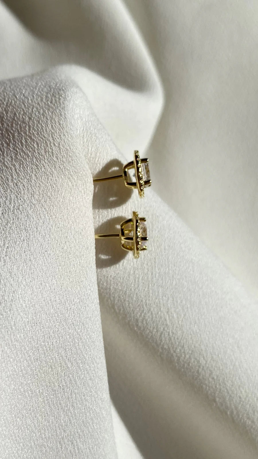 Round Zircon Gold Plating Earrings - ARTSY SILVER