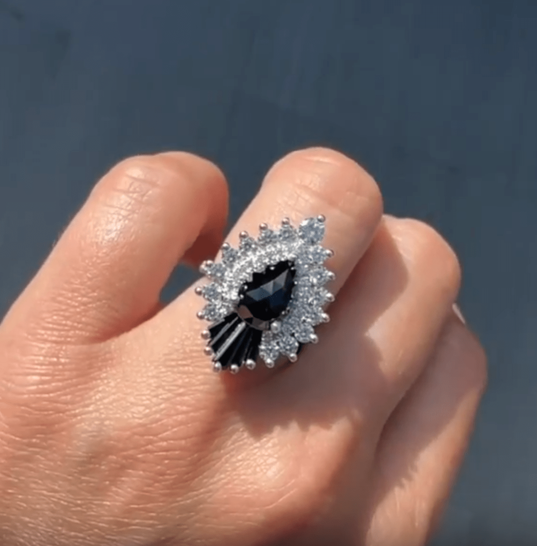 Drop and baguette Black Stone Ring - ARTSY SILVER