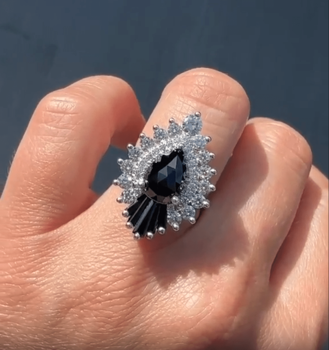 Drop and baguette Black Stone Ring - ARTSY SILVER