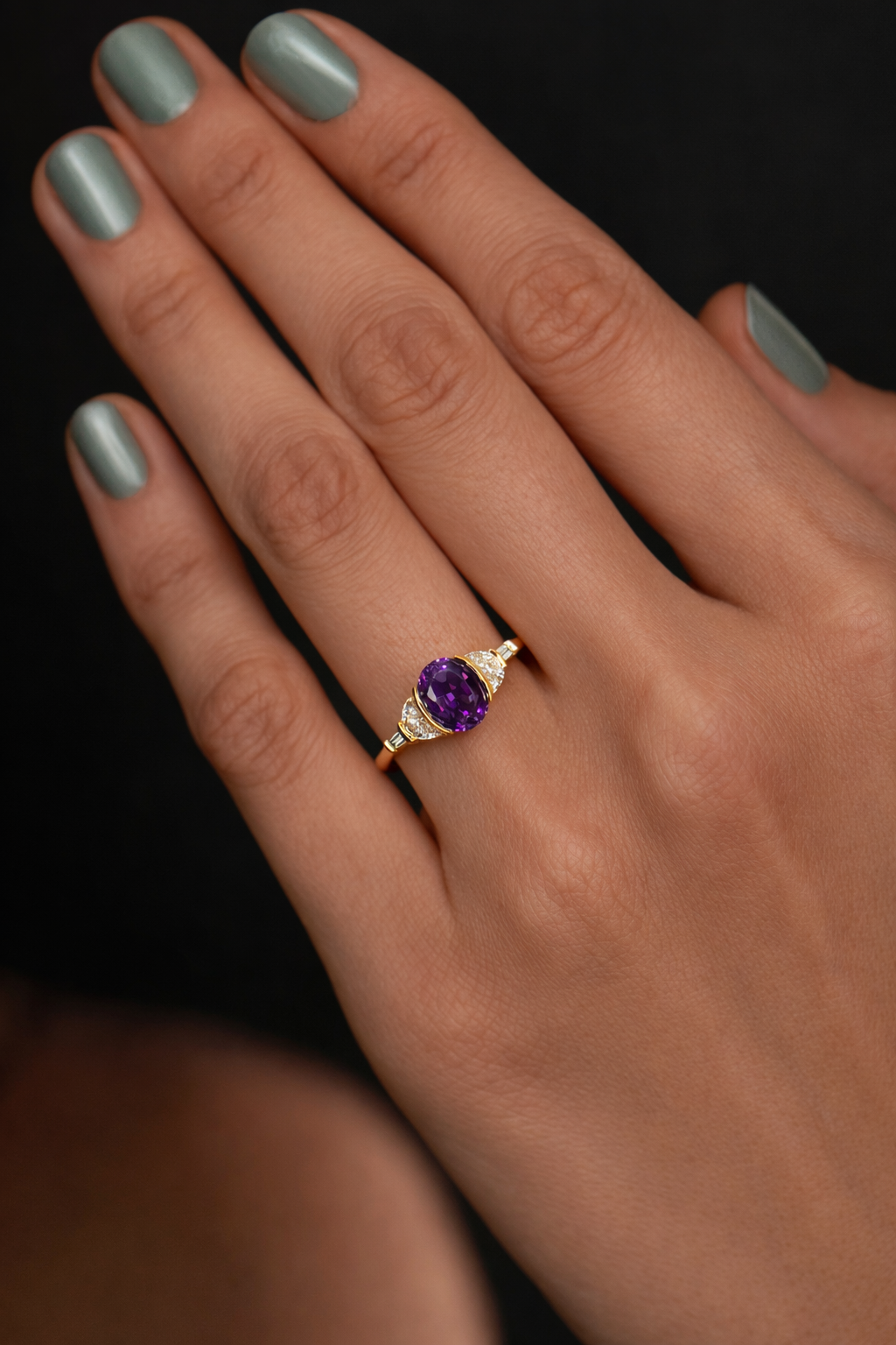 Sedna Amethyst Oval Cut Ring - ARTSY SILVER