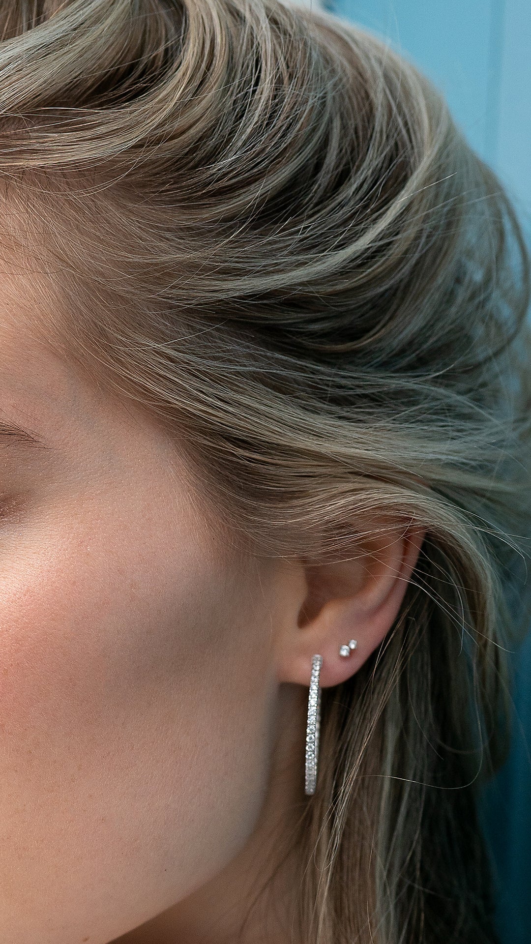 Glow Up Silver Hoops Medium Size - ARTSY SILVER