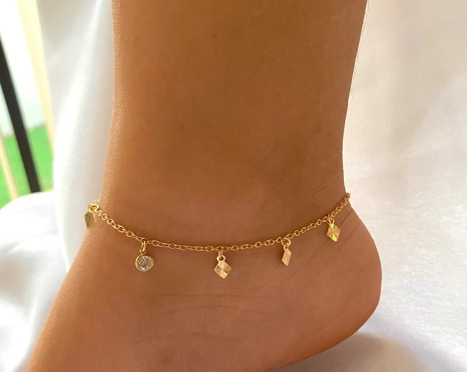 Simple Sparkling Anklet