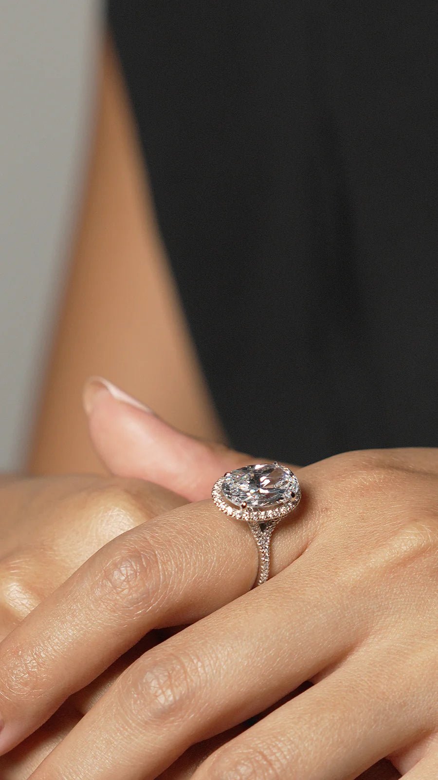 Solitaire White Zircon Ring - ARTSY SILVER