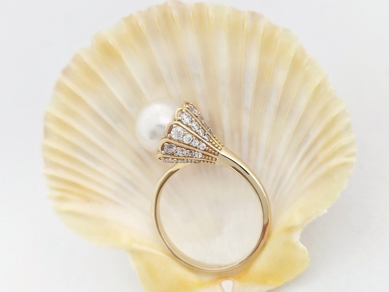 Special Day Pearl Ring - ARTSY SILVER
