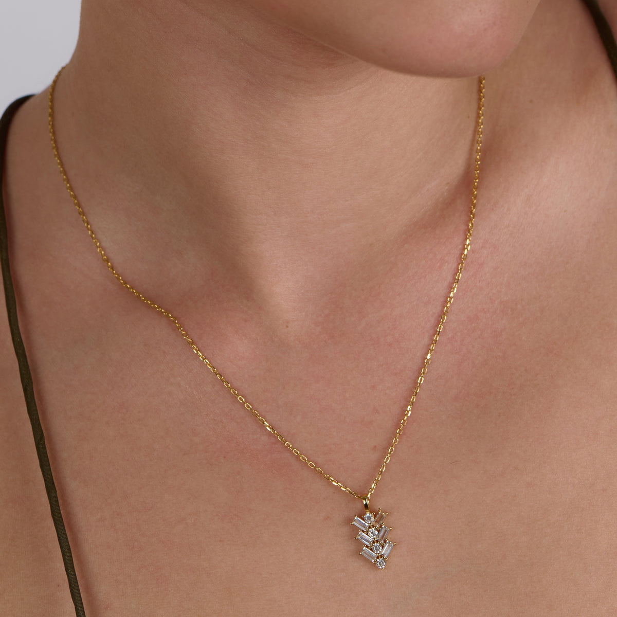 Taylor Baguette Necklace