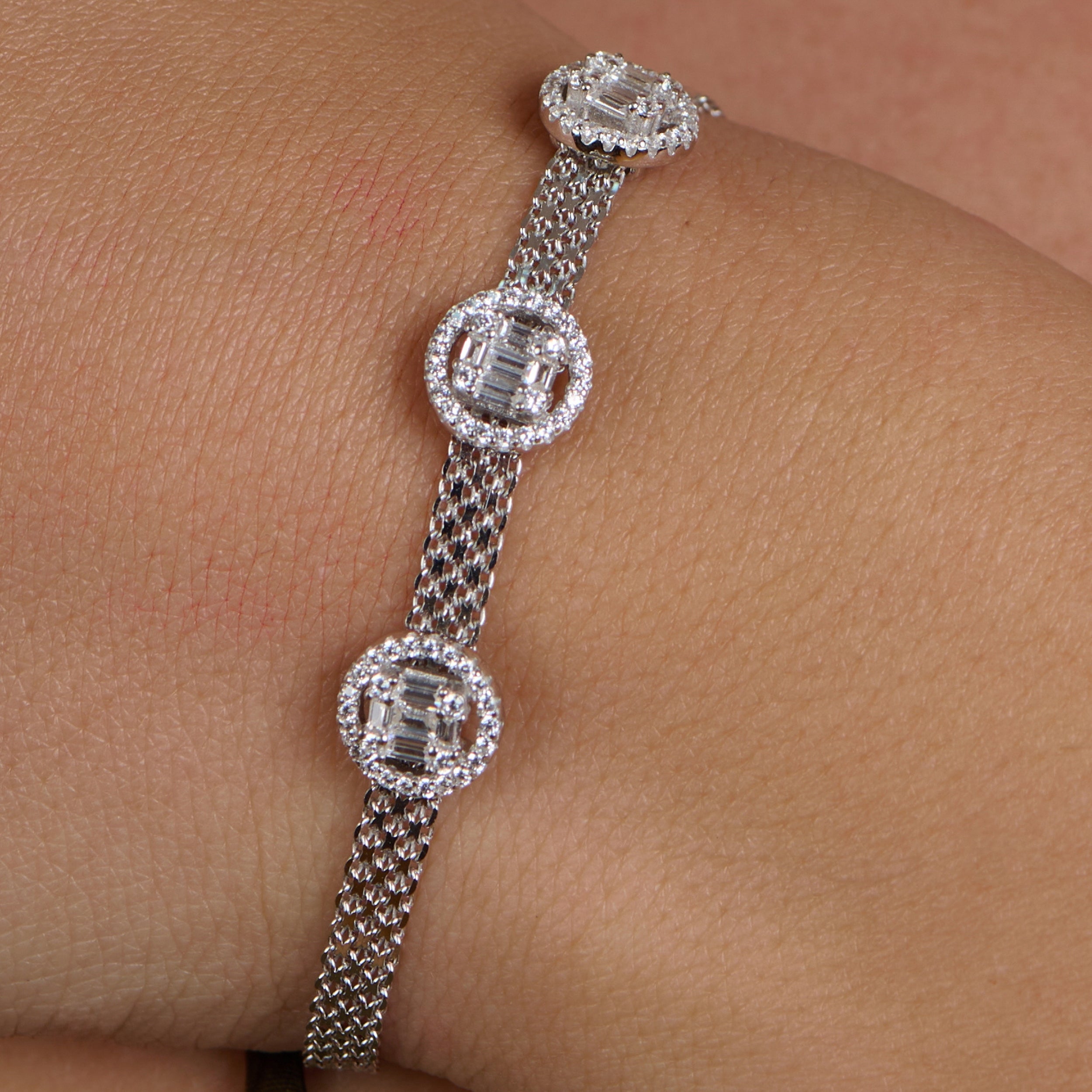 Trinity Glow Bracelet