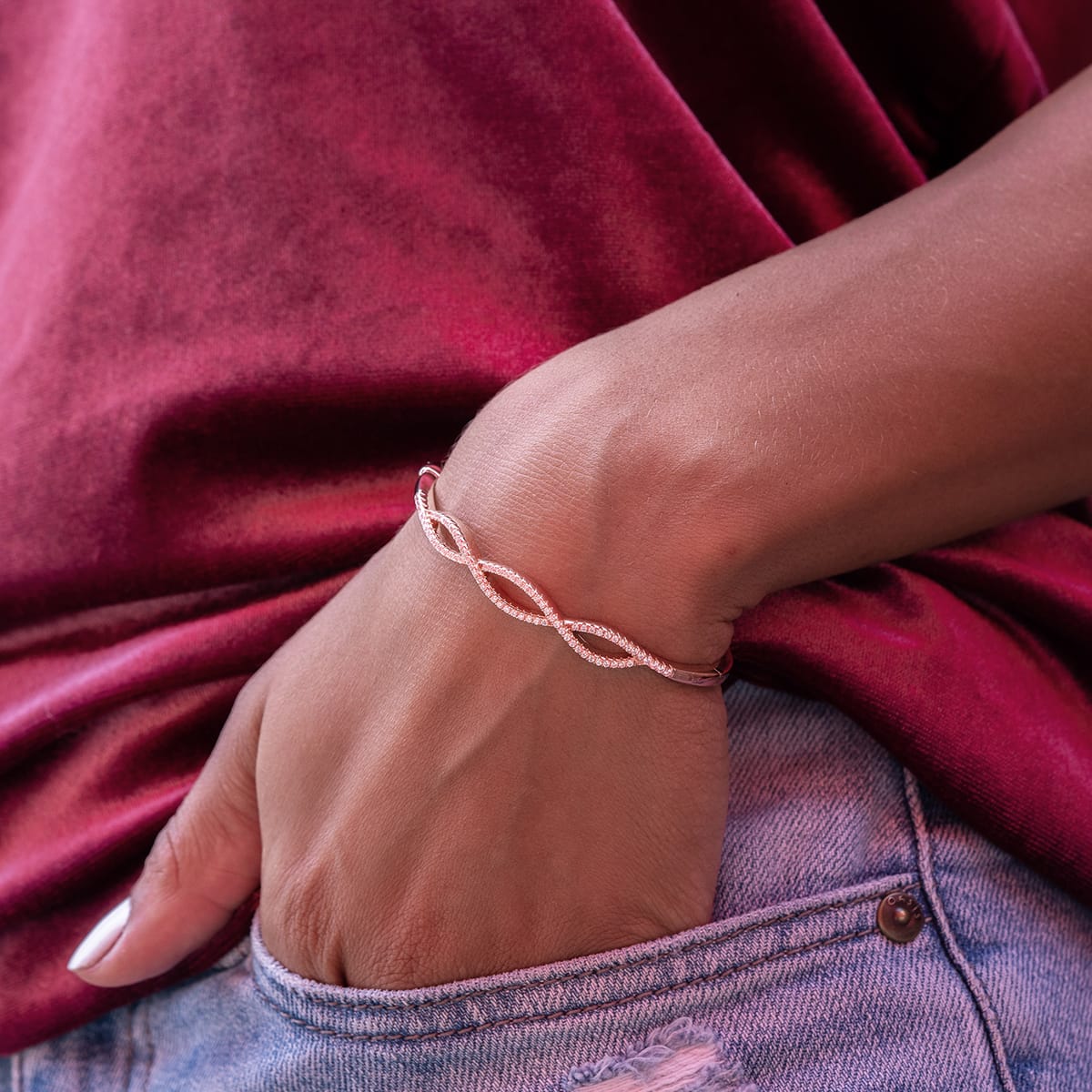 Zircon Stone Interlocking Bangle - ARTSY SILVER