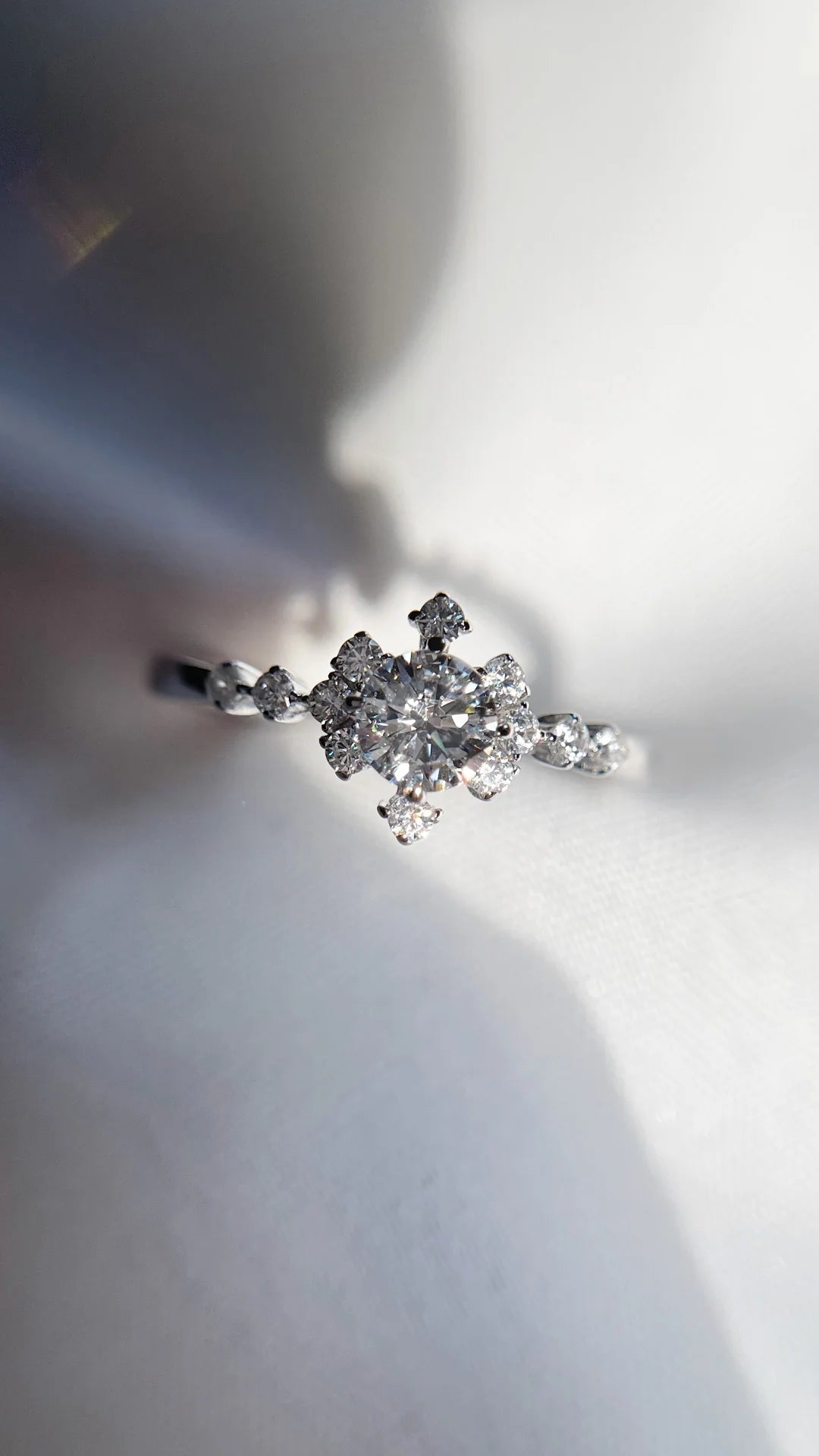 Amour Zircon Stones Silver Ring - ARTSY SILVER