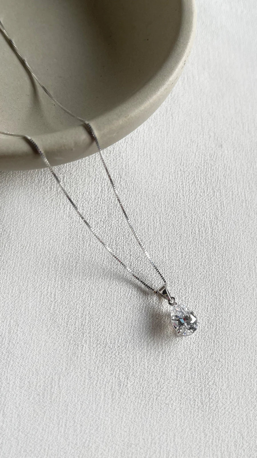 Chic Charm Silver Necklace - ARTSY SILVER