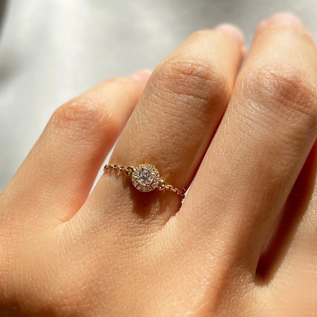 Angelic Aura Chain Adjustable Ring - ARTSY SILVER