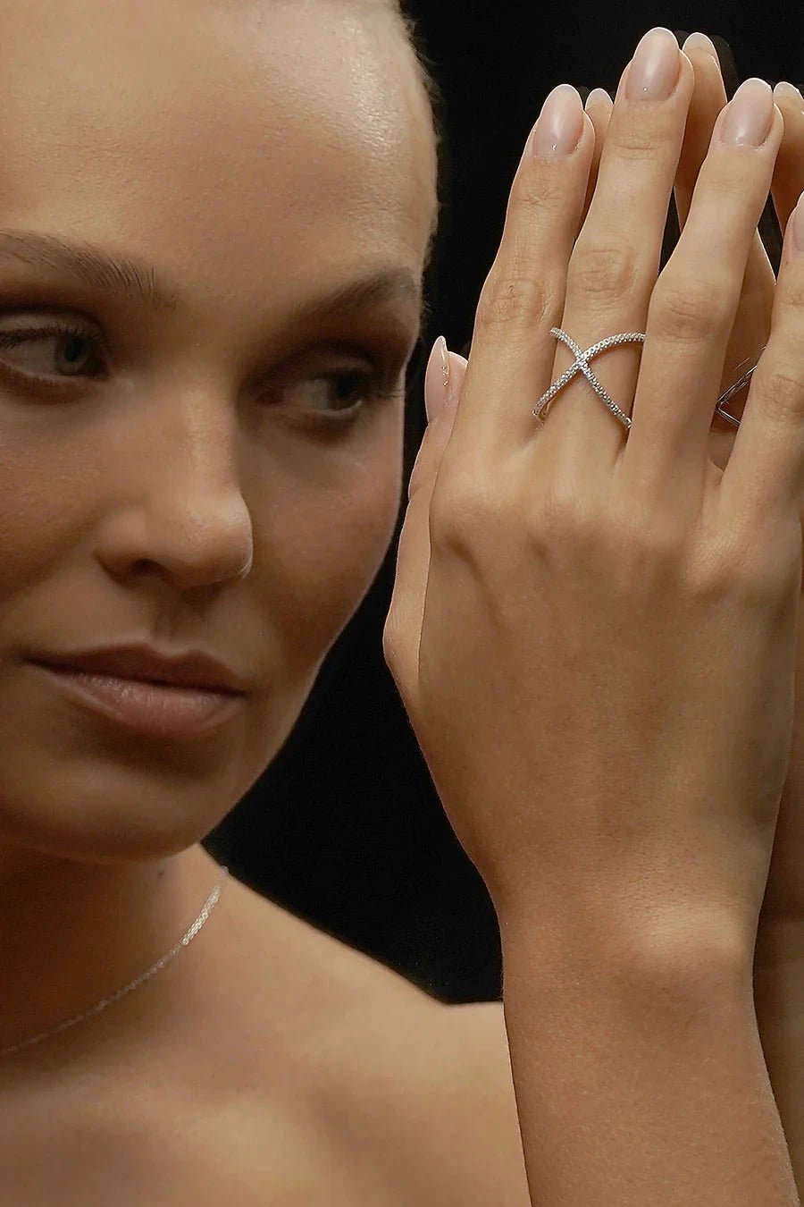 Anna Bavlova Zircon Silver Ring - ARTSY SILVER