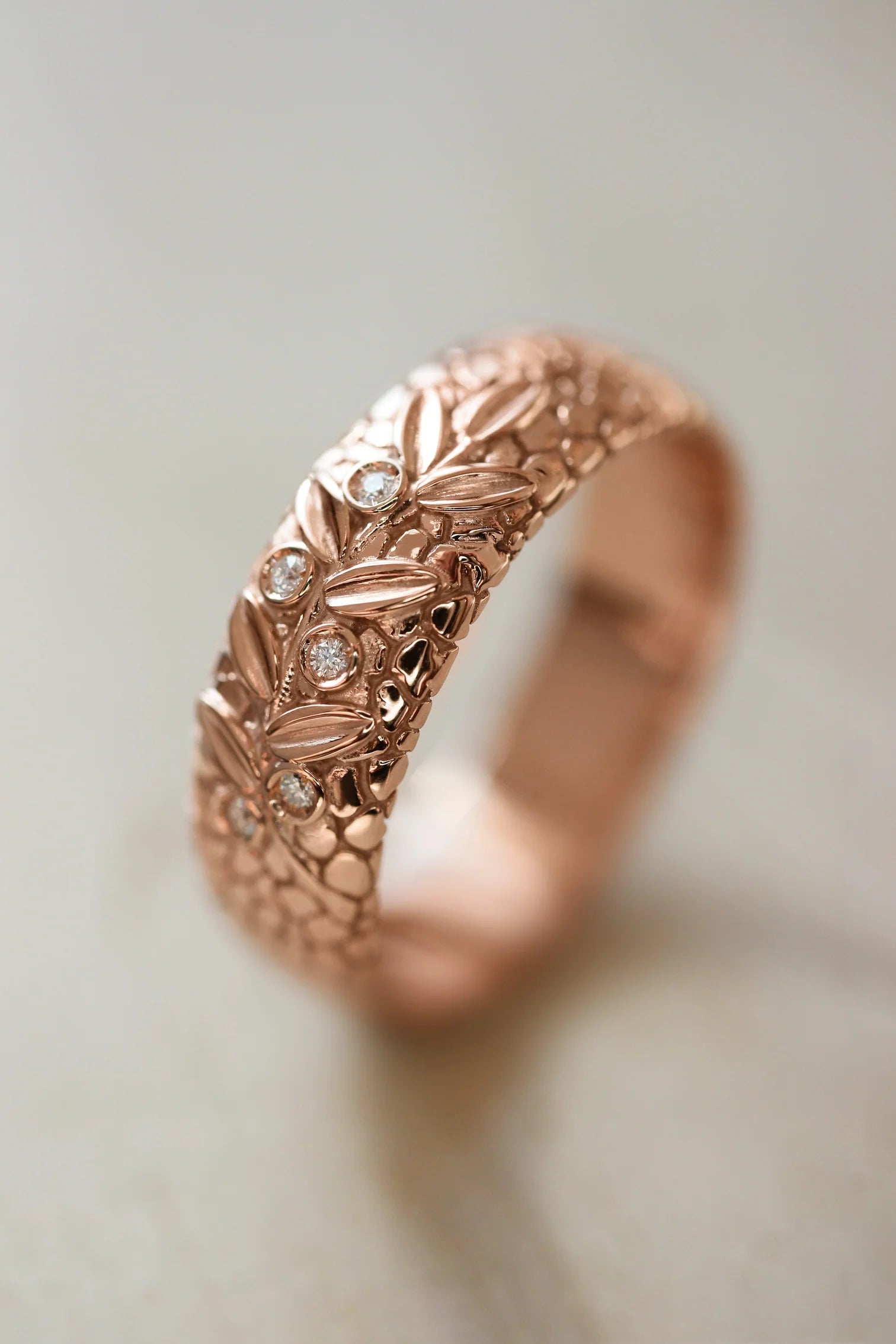Boundless Love Wedding Band - ARTSY SILVER