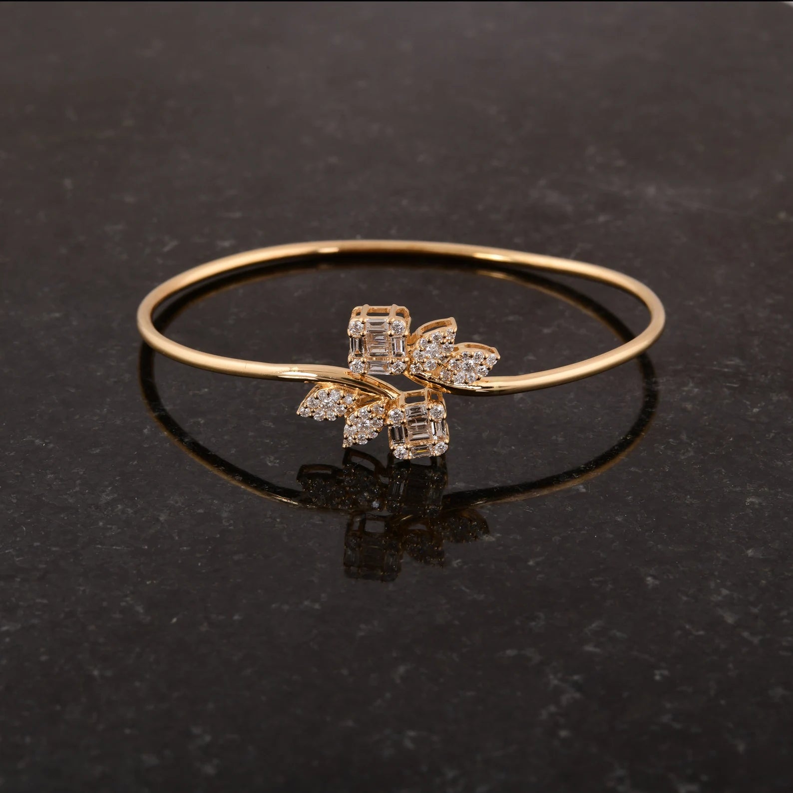 Camilla Cluster Bangle - ARTSY SILVER