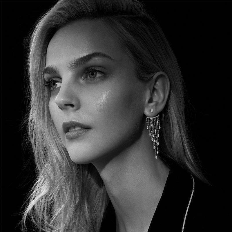 Chandelier Silver Ear Jacket - ARTSY SILVER