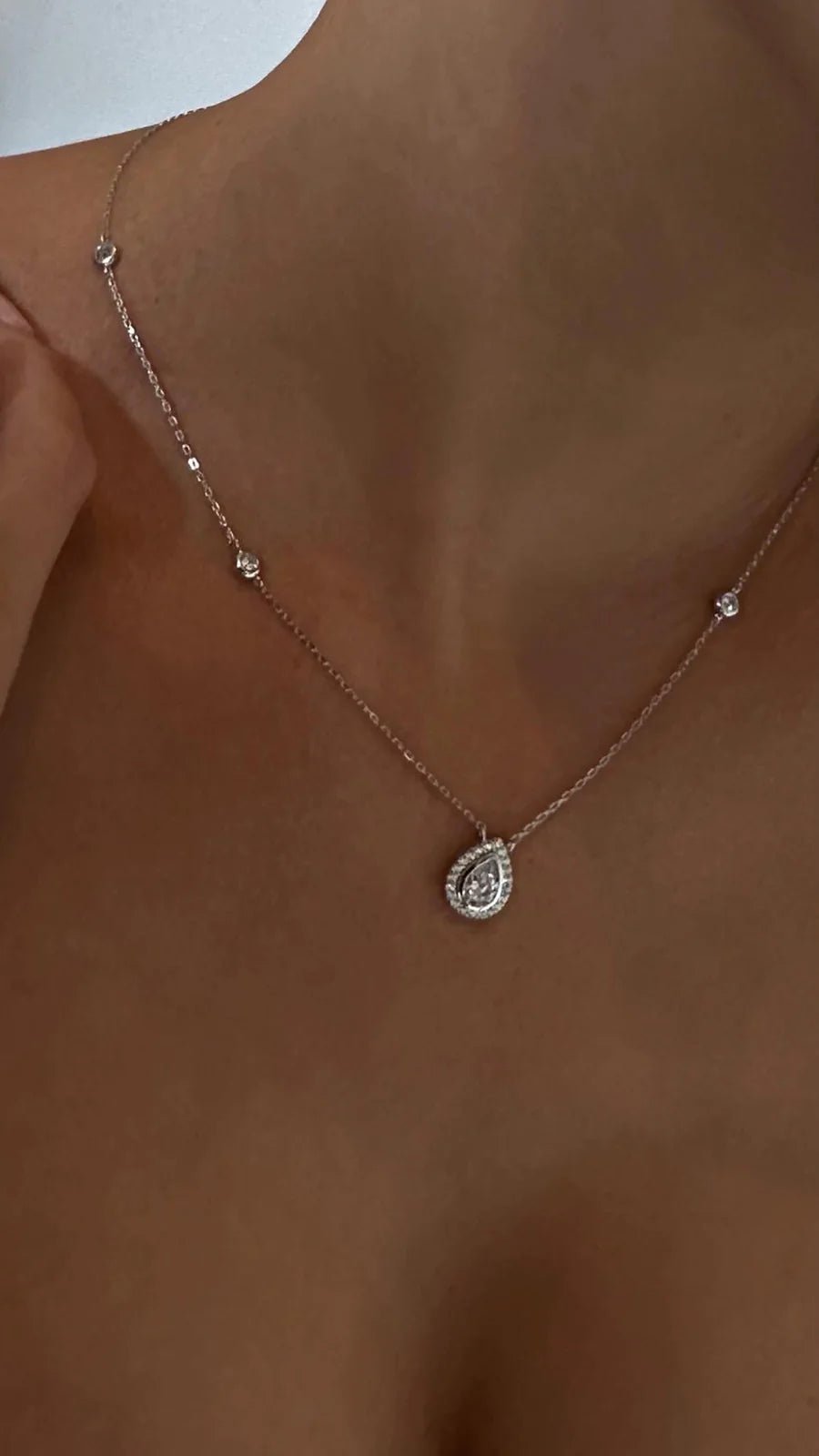 Swan Lake Pear Silver Necklace - ARTSY SILVER