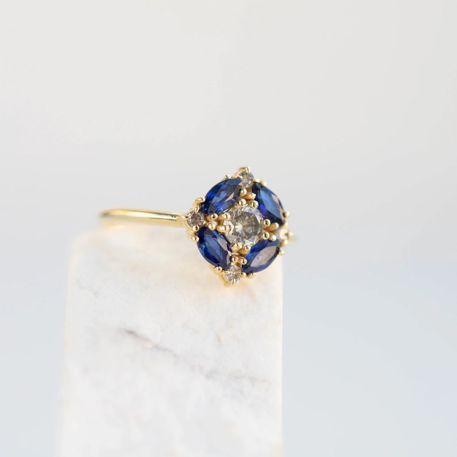 Clara Dream Sapphire Ring - ARTSY SILVER