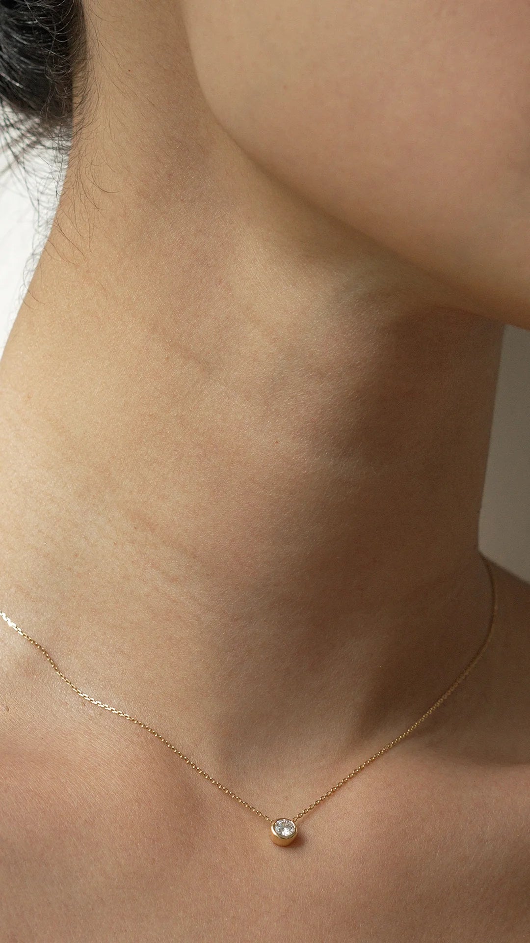 Classic Round Zircon Necklace - ARTSY SILVER