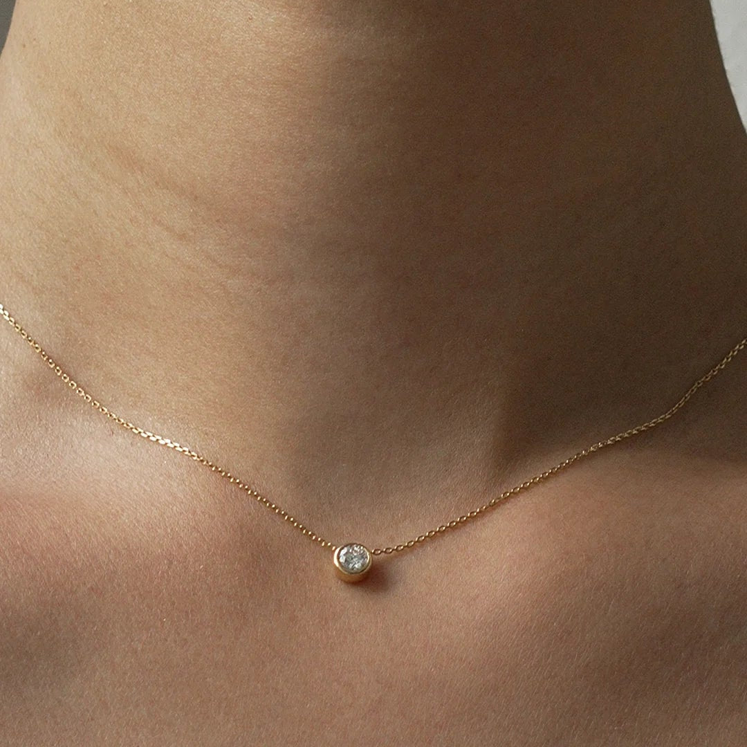 Classic Round Zircon Necklace - ARTSY SILVER