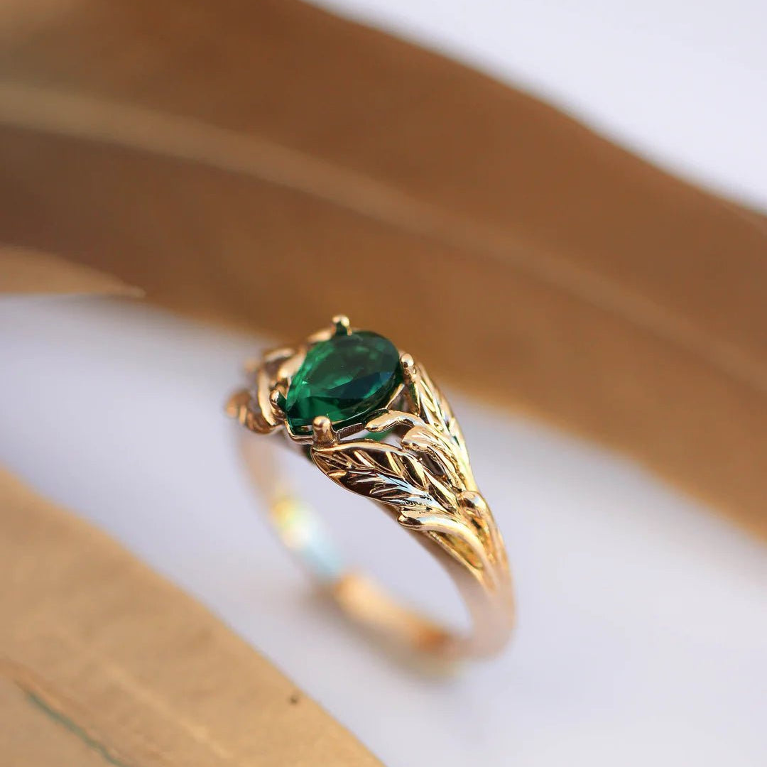 Emerald Stone Pear Cut Ring - ARTSY SILVER