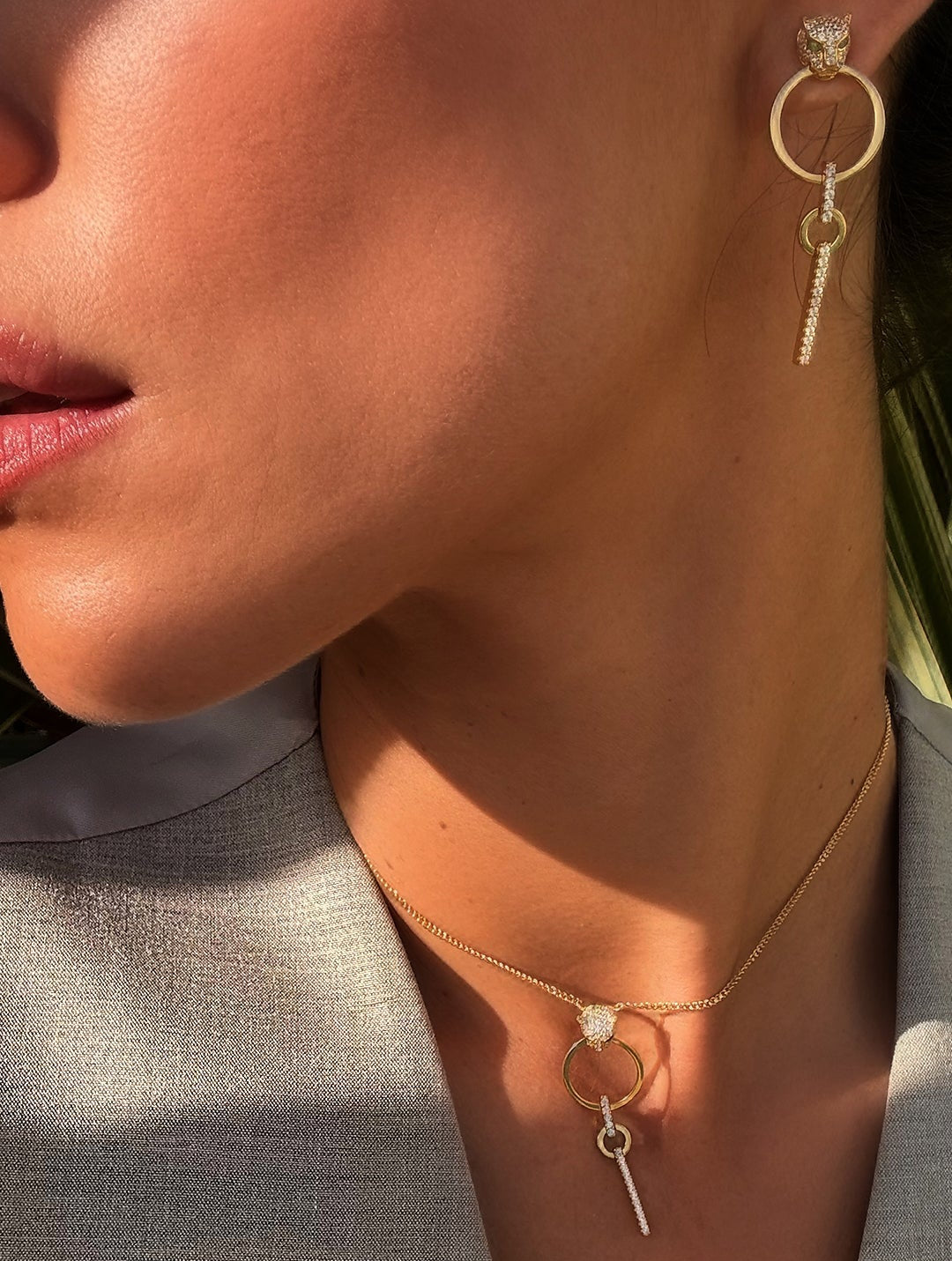 Wild Spark Earrings & Necklace Set - ARTSY SILVER