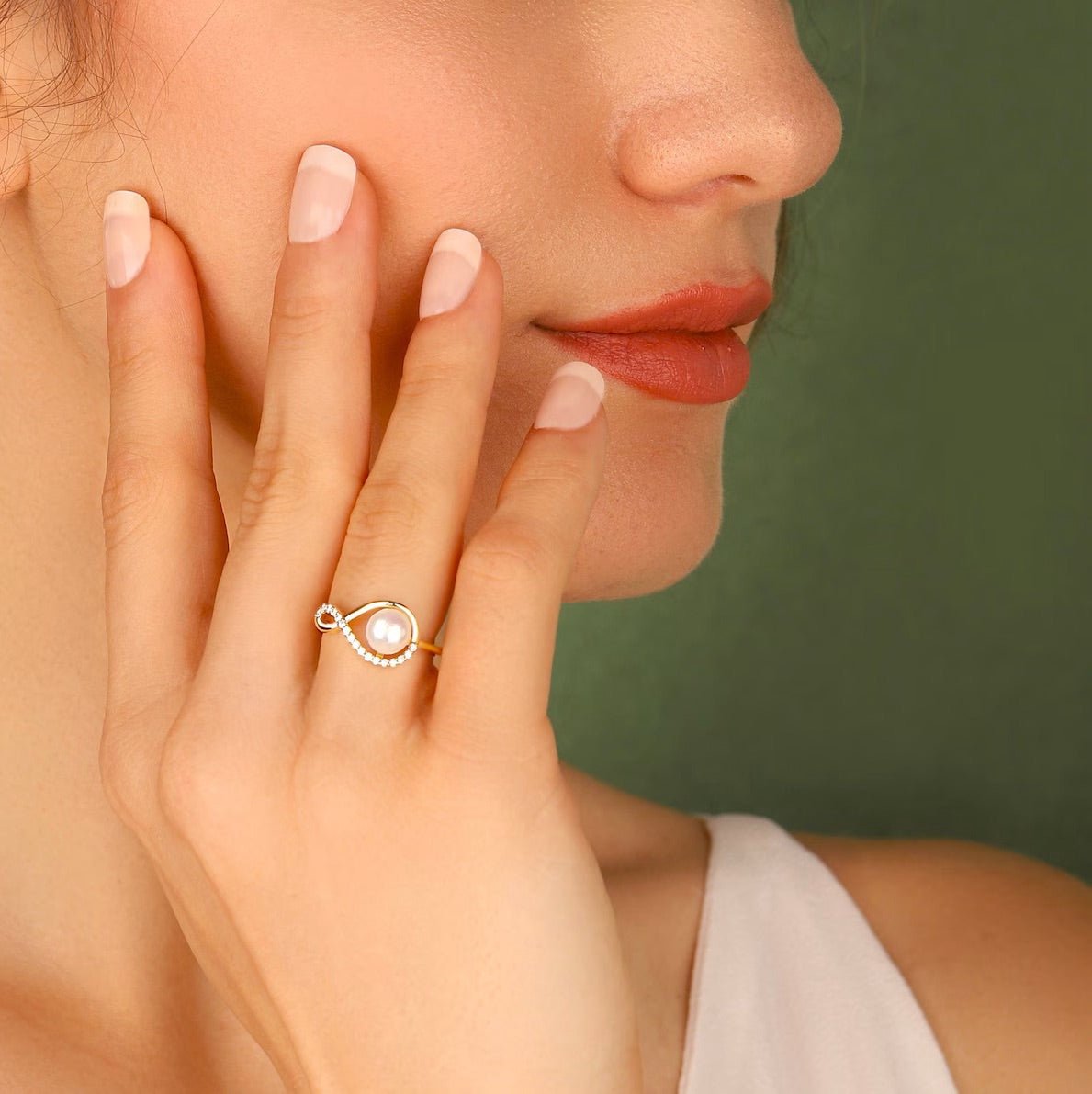 Infinity Pearl Ring - ARTSY SILVER