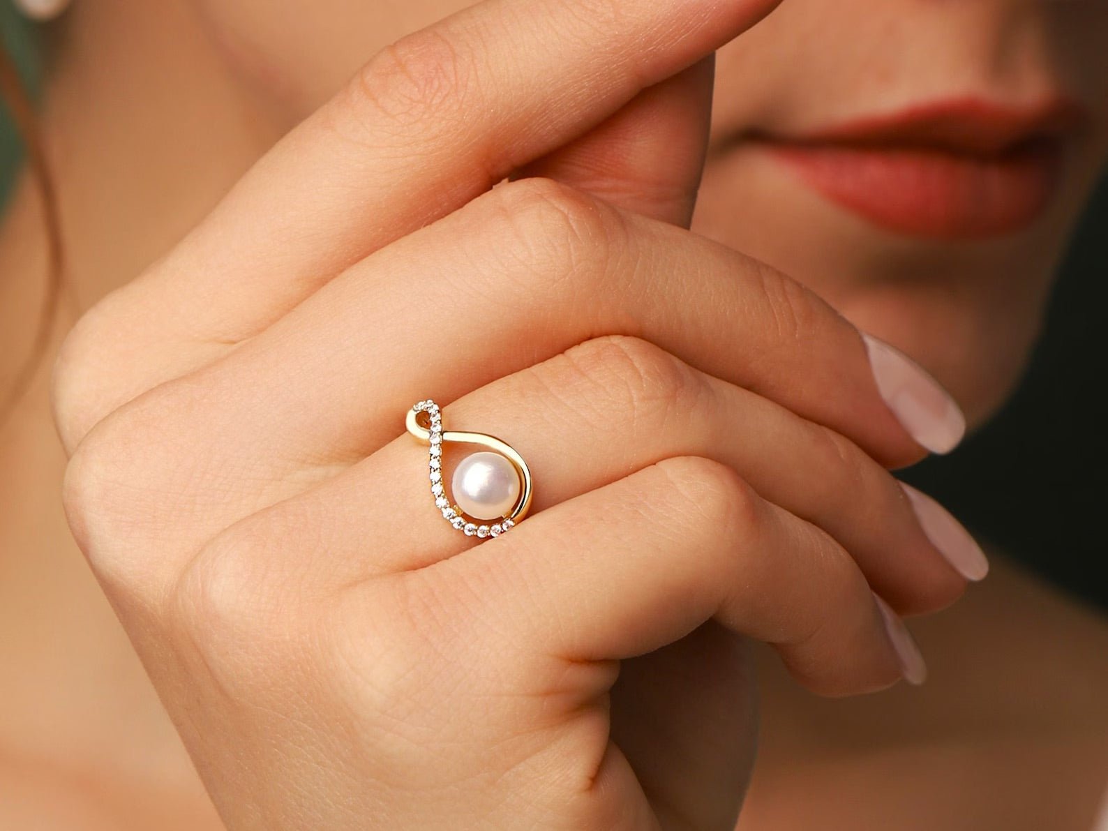 Infinity Pearl Ring - ARTSY SILVER