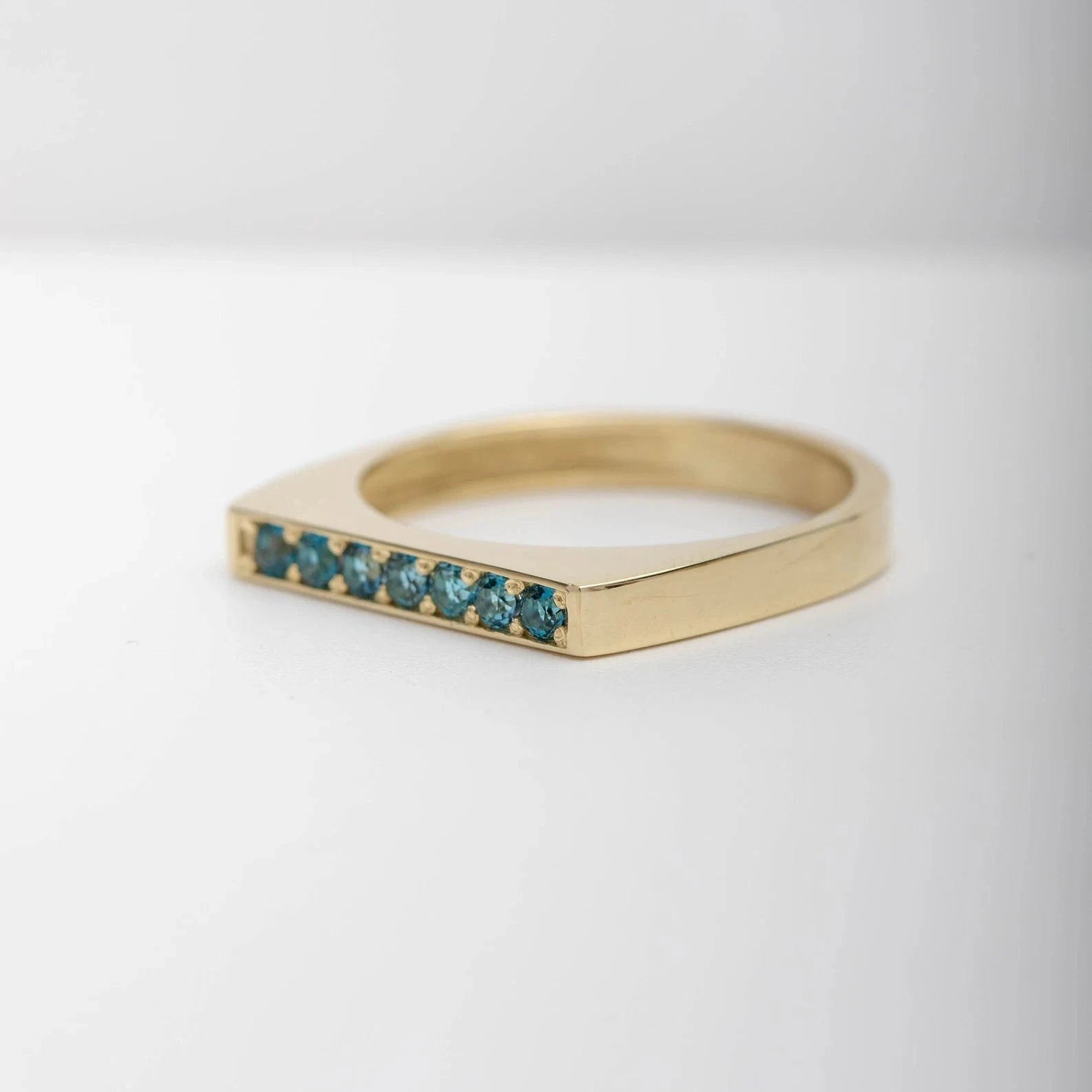 Isis Staking London Blue Topaz Ring - ARTSY SILVER