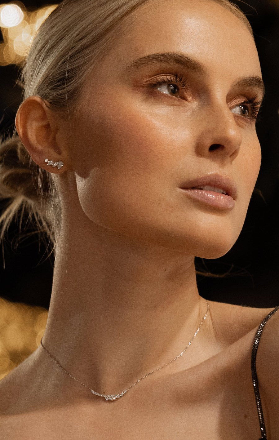 Leaf Zircon Silver Necklace - ARTSY SILVER