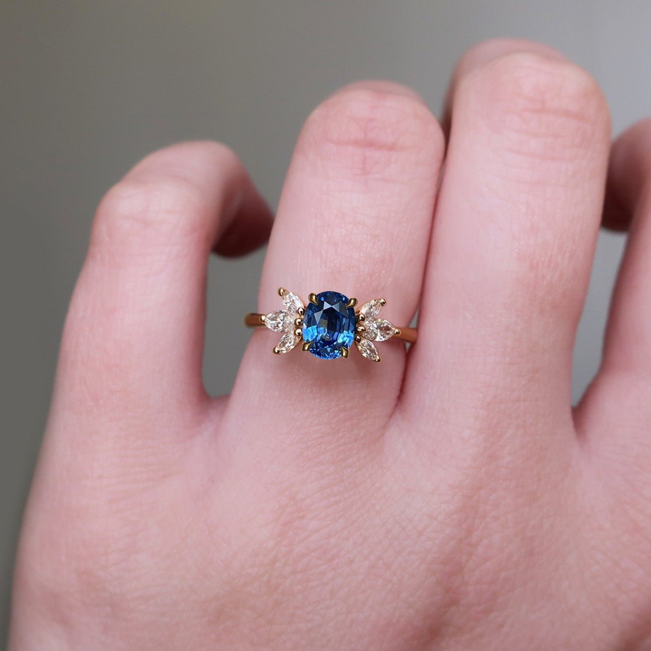 Little Angel Blue Sapphire Ring - ARTSY SILVER
