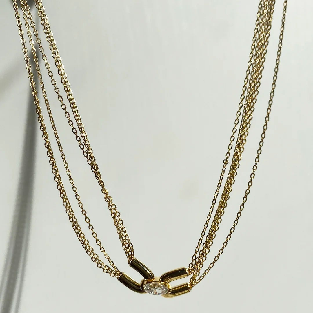 Everyone Favourite Earrings & Necklace Set - ARTSY SILVER