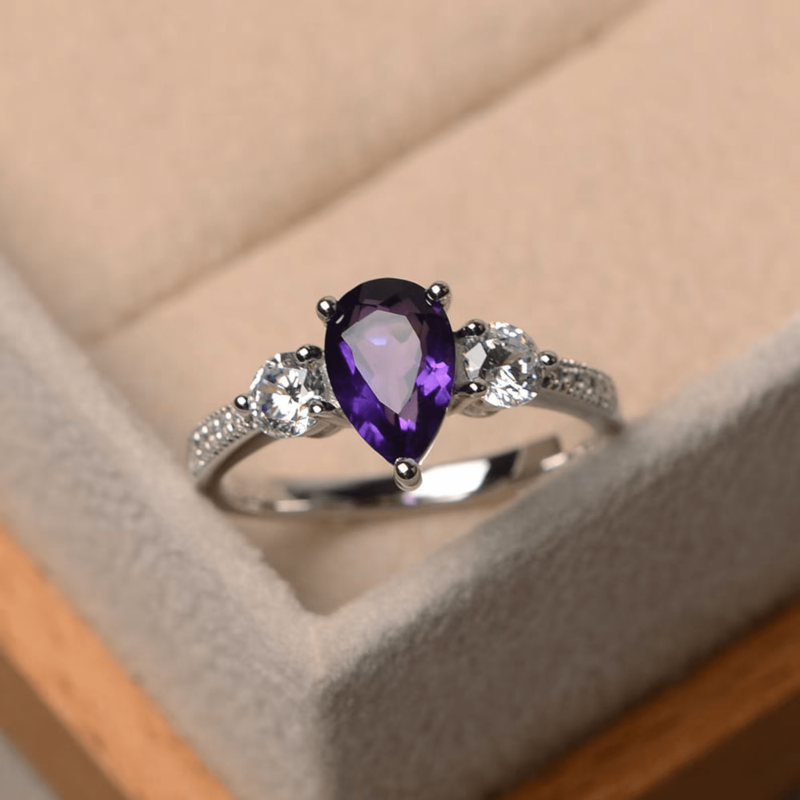 Pear Cut Amethyst Stone Ring - ARTSY SILVER