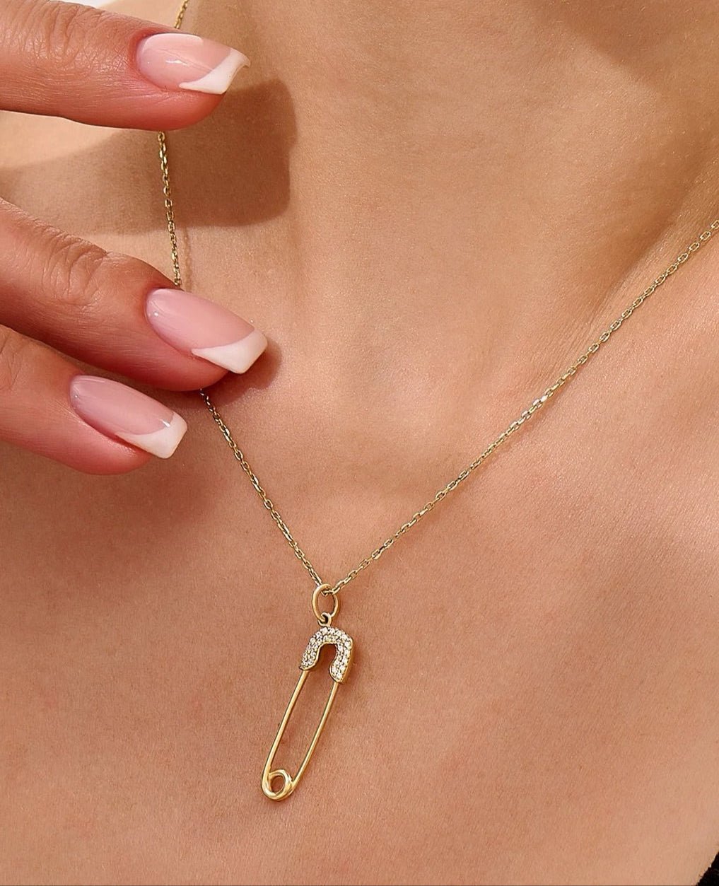 Safety Pen Necklace - ARTSY SILVER