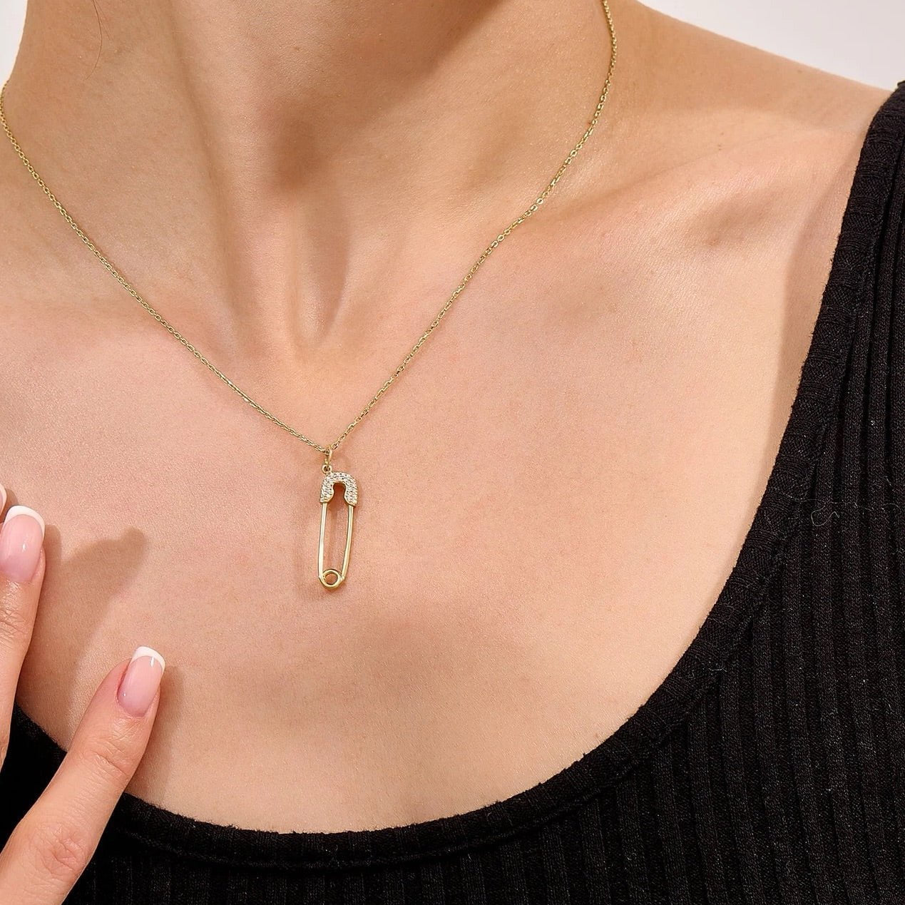 Safety Pen Necklace - ARTSY SILVER