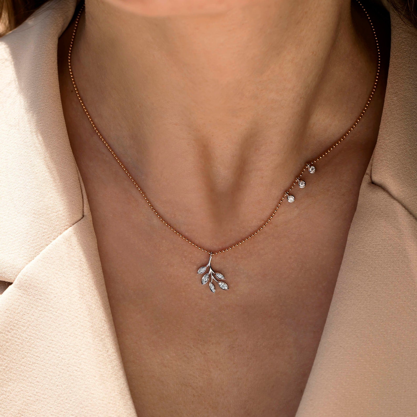 Take It Or Leaf It Zircon Necklace - ARTSY SILVER