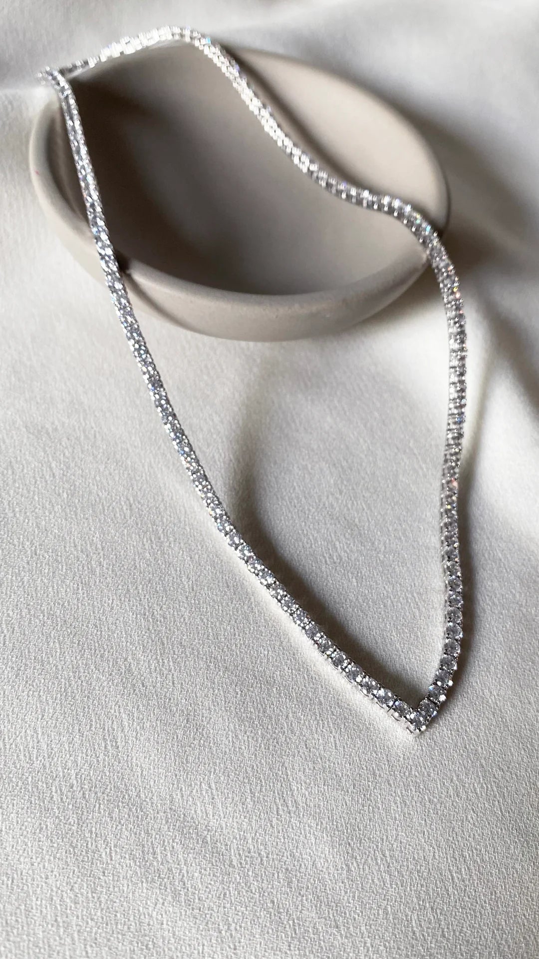 Vee - line Tennis Necklace 3mm Silver 42cm - ARTSY SILVER