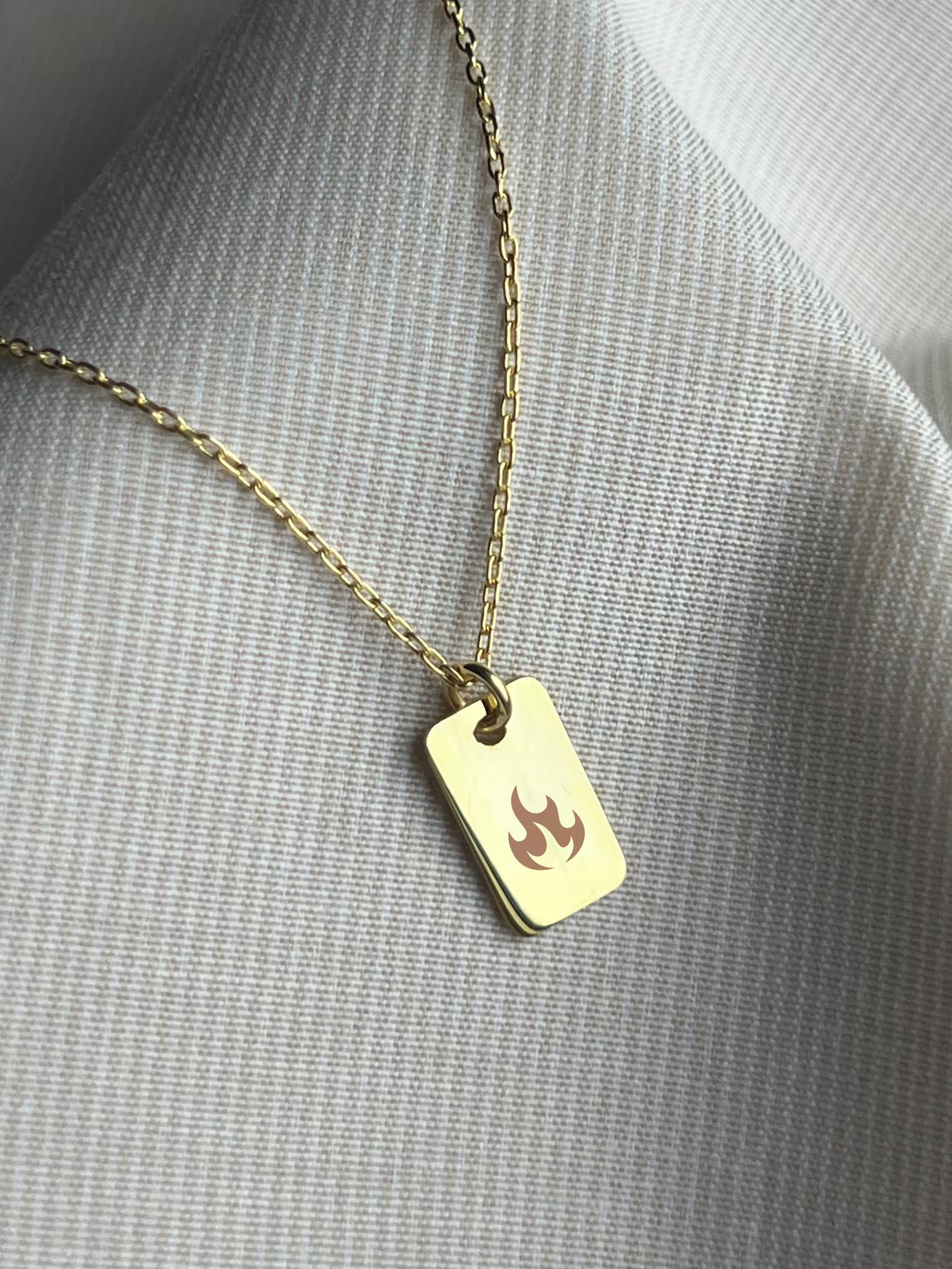 Too Hot To Handle Necklace - ARTSY SILVER