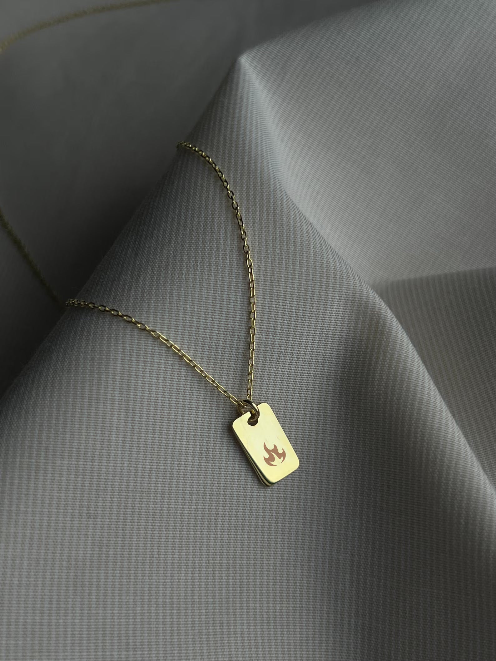 Too Hot To Handle Necklace - ARTSY SILVER