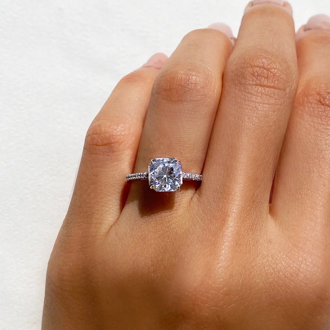 Vanilla Flanders Microset Ring - ARTSY SILVER