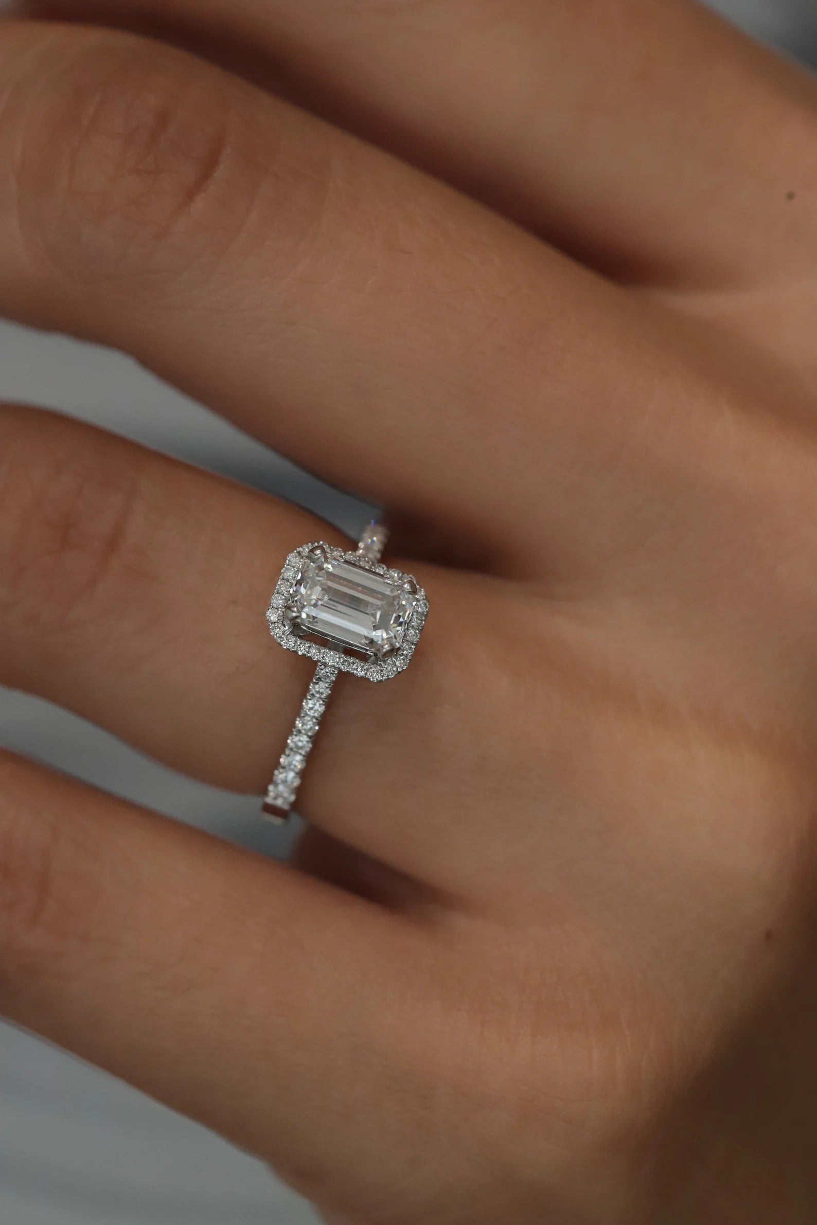 Soft & Bold Zircon Ring - ARTSY SILVER