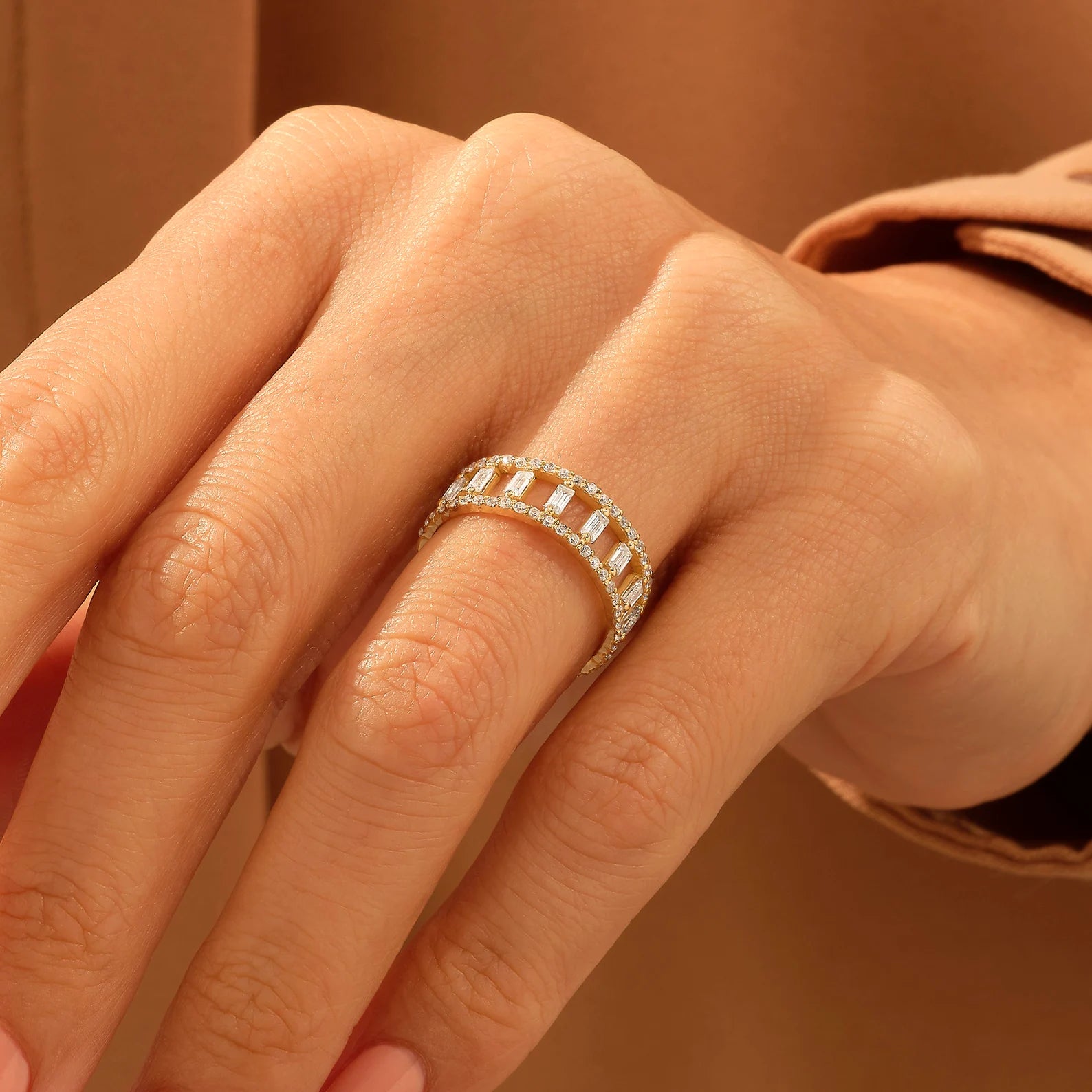Zircon Cage Ring - ARTSY SILVER