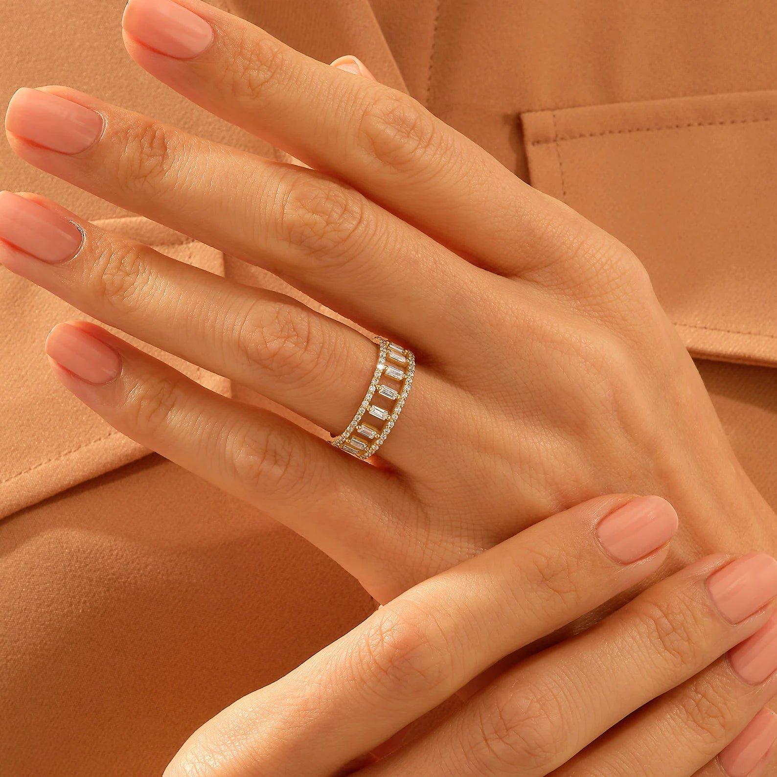 Zircon Cage Ring - ARTSY SILVER