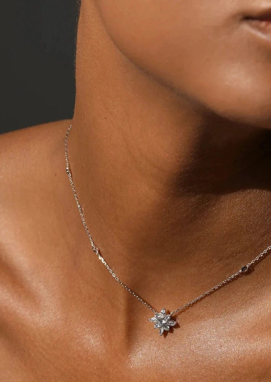 Silver Lilly Flower Necklace - ARTSY SILVER