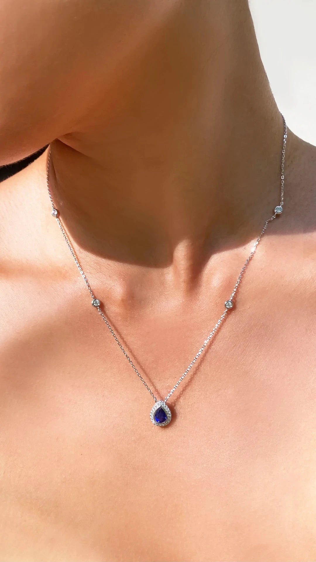 Dusk Till Dawn Necklace & Earrings Set - ARTSY SILVER