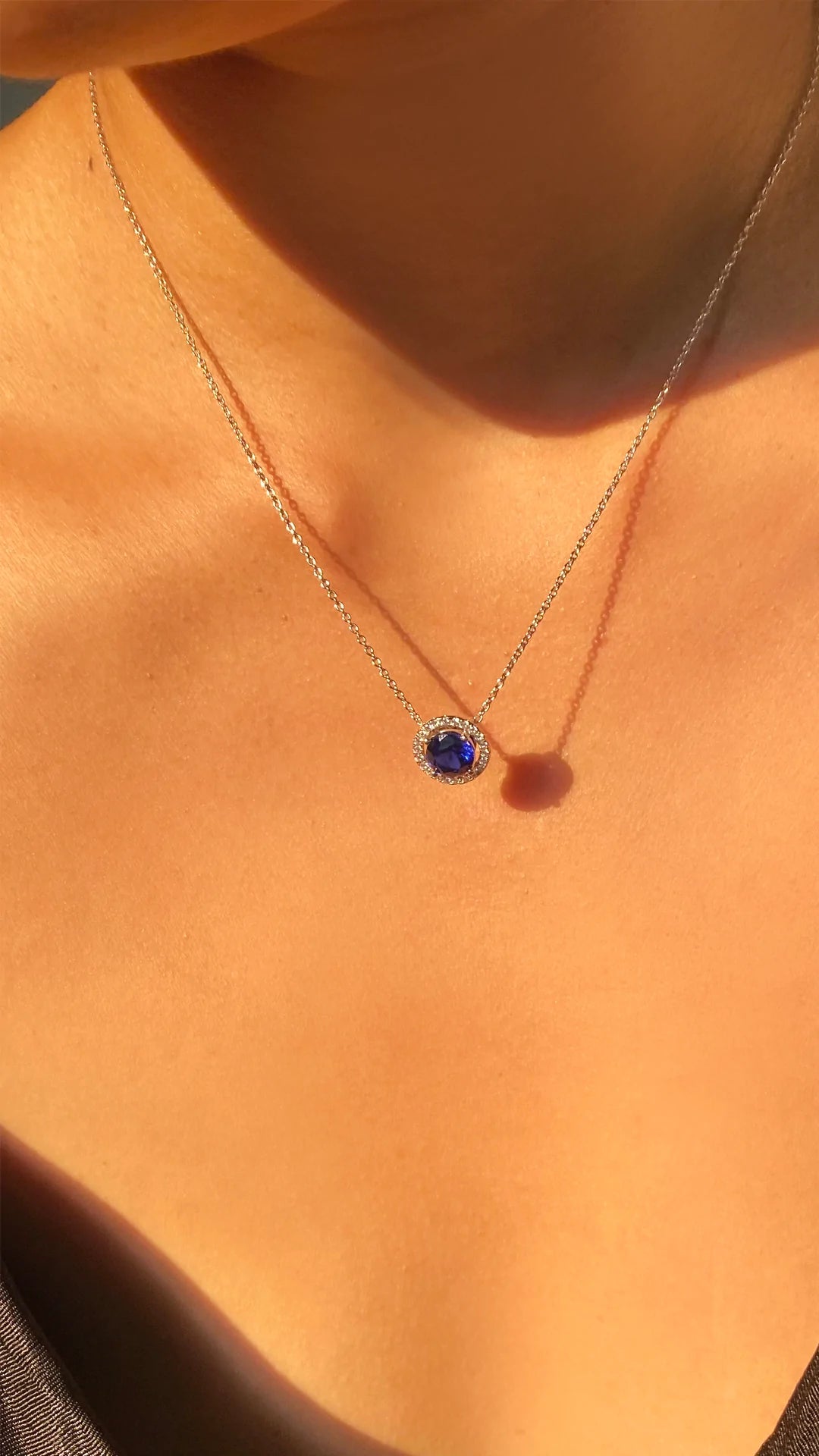 Blue Sapphire Stone Round Necklace