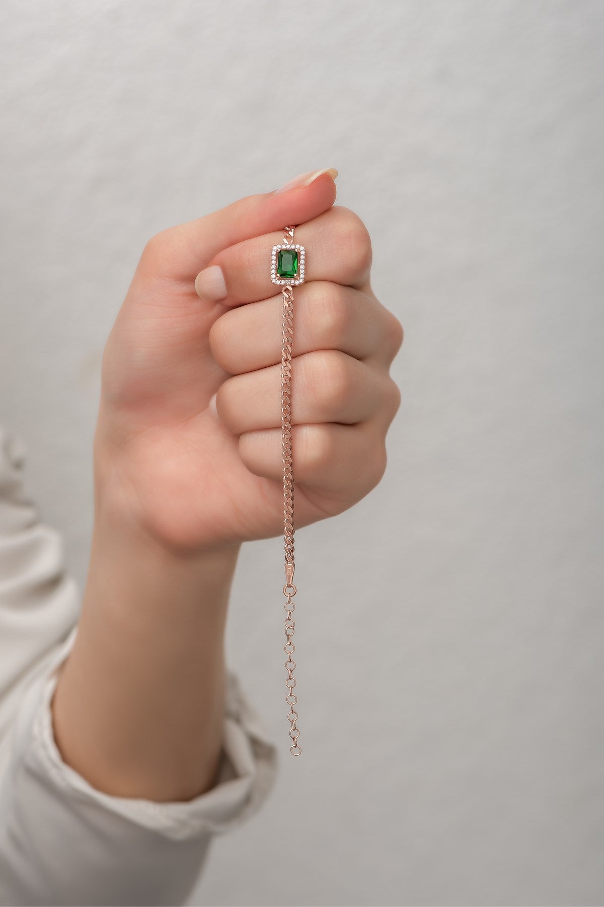 Gourmet Chain Green Stone Bracelet