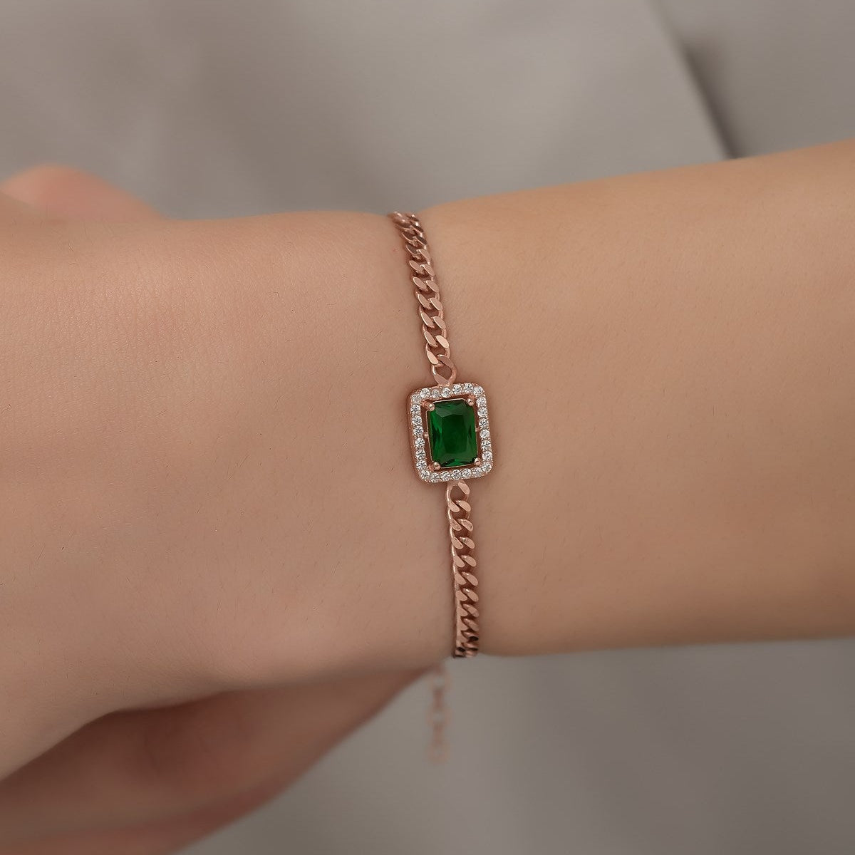 Gourmet Chain Green Stone Bracelet - ARTSY SILVER